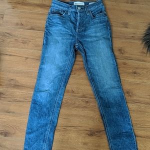 The Yoko Slim Denim Forum (Aritzia) jean size 24